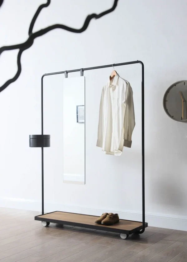 Rolling wardrobe rack